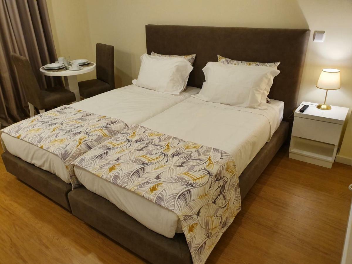 Agnelo Comfort - Accommodation H V ฟุงชาล ภายนอก รูปภาพ